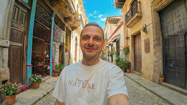 Картинка - Куба: любовь в обмен на еду