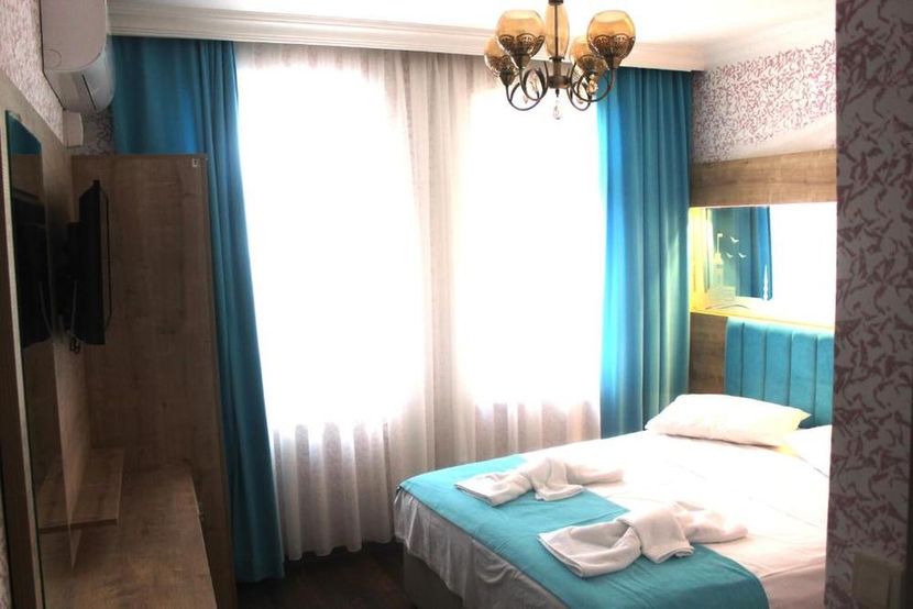 Megaron Hotel   - 2