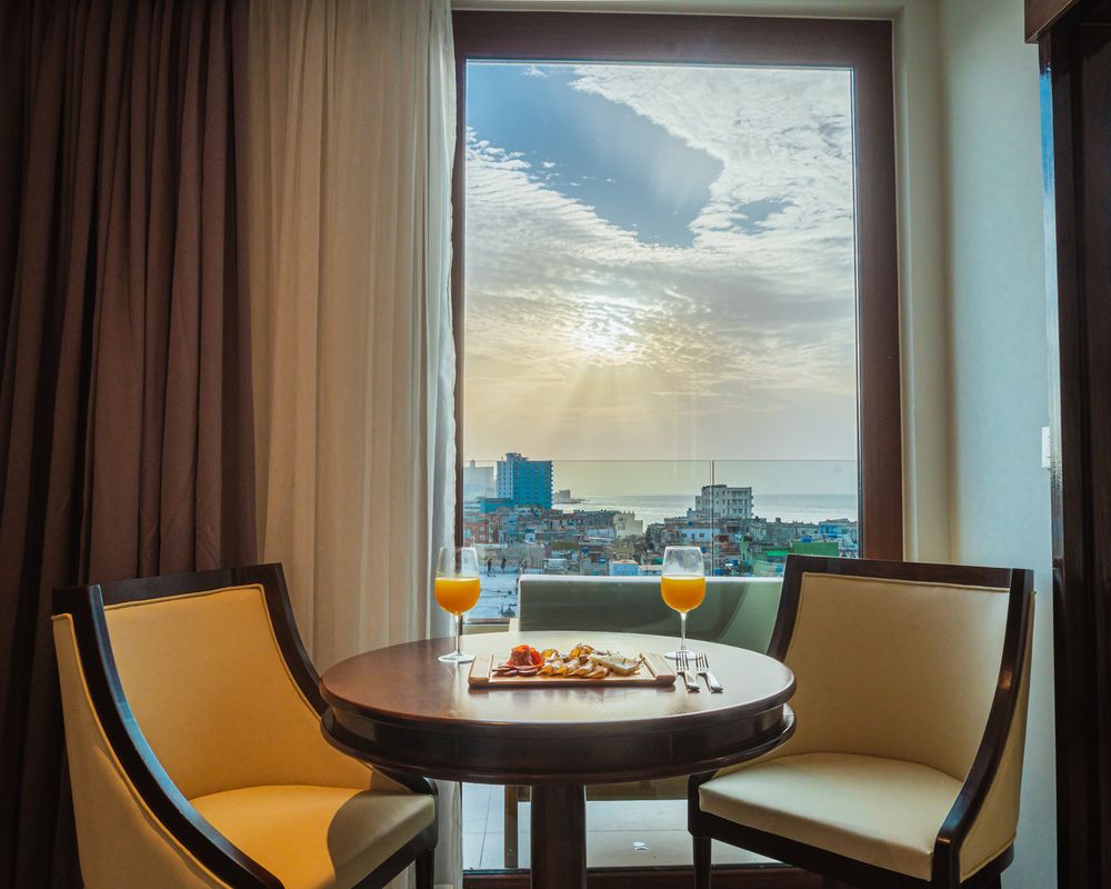 MYSTIQUE REGIS HABANA - 20