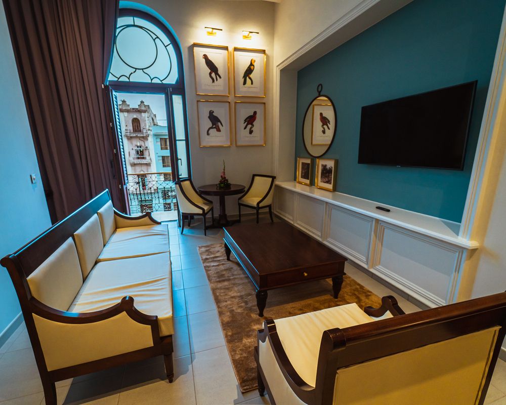 MYSTIQUE REGIS HABANA - 16