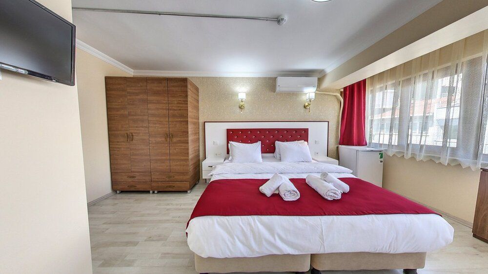 Cihangir Palace Hotel - 11