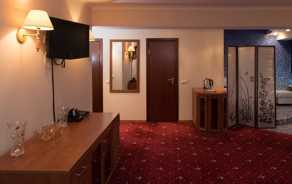 АКАДЕМИЧЕСКАЯ, гостиница - 44