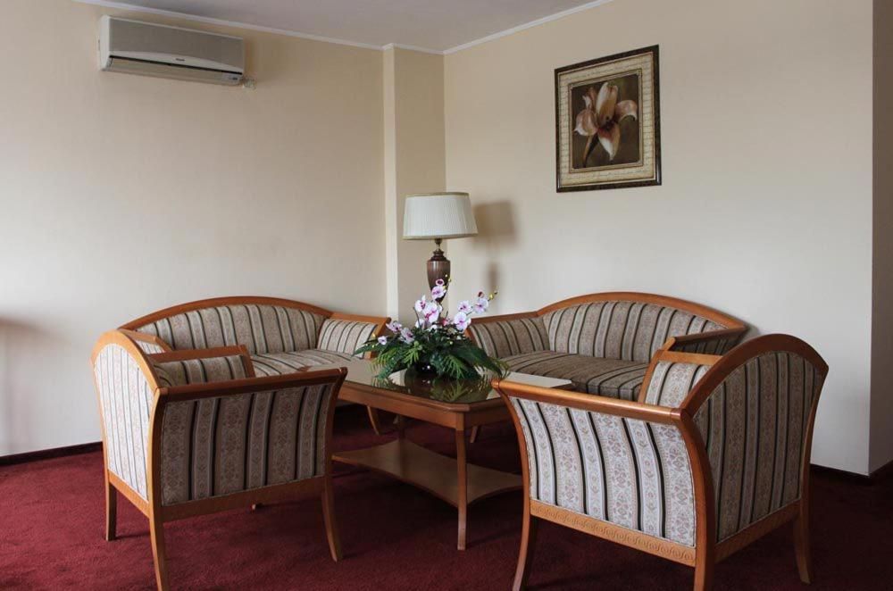 АКАДЕМИЧЕСКАЯ, гостиница - 36