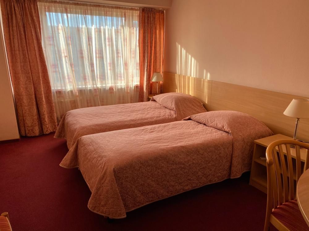 АКАДЕМИЧЕСКАЯ, гостиница - 18