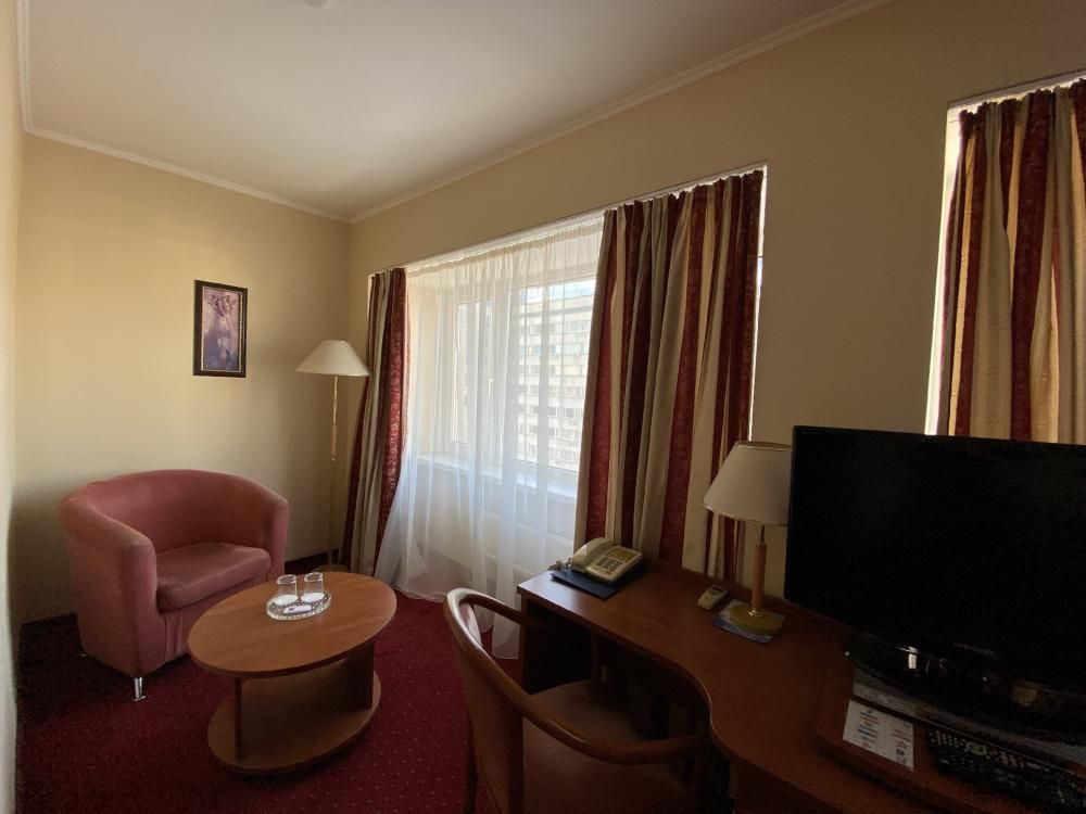 АКАДЕМИЧЕСКАЯ, гостиница - 11