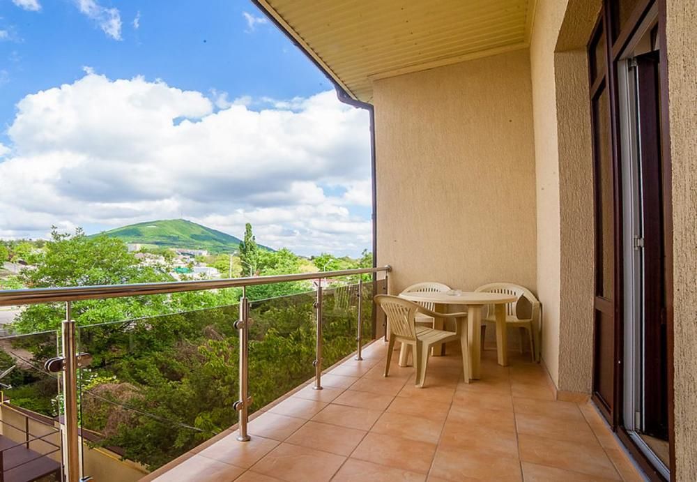 ЗОЛОТАЯ ЗВЕЗДА (бывш.GOLD STAR), гостиница - 22