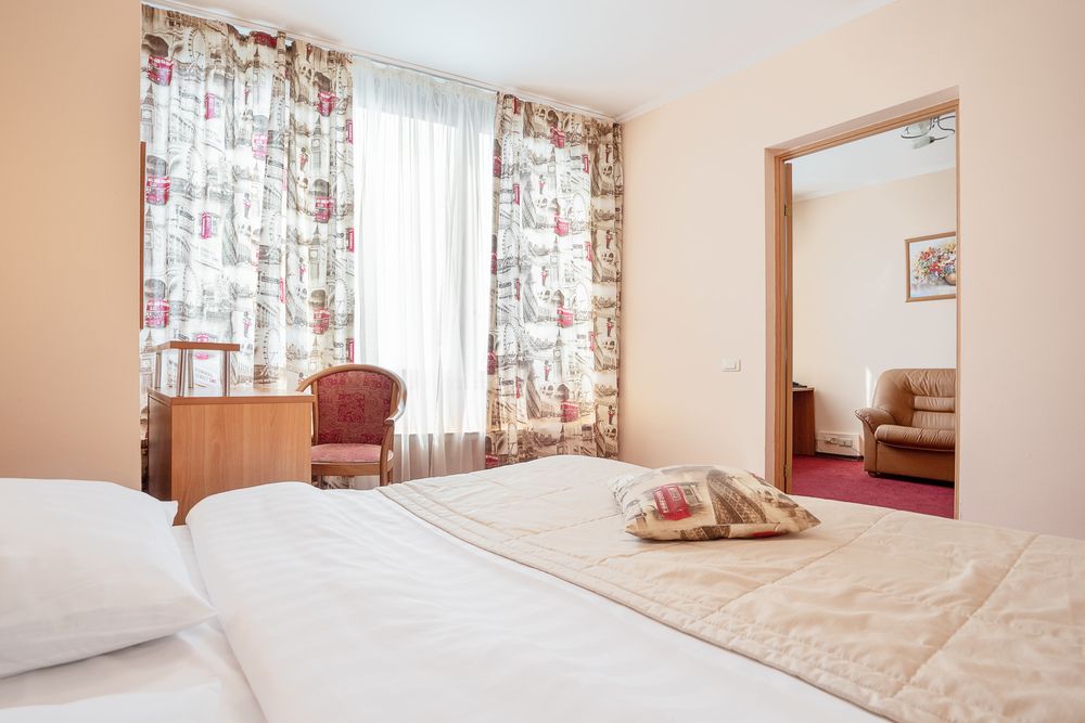 АСТРУС - ЦЕНТРАЛЬНЫЙ ДОМ ТУРИСТА - 20