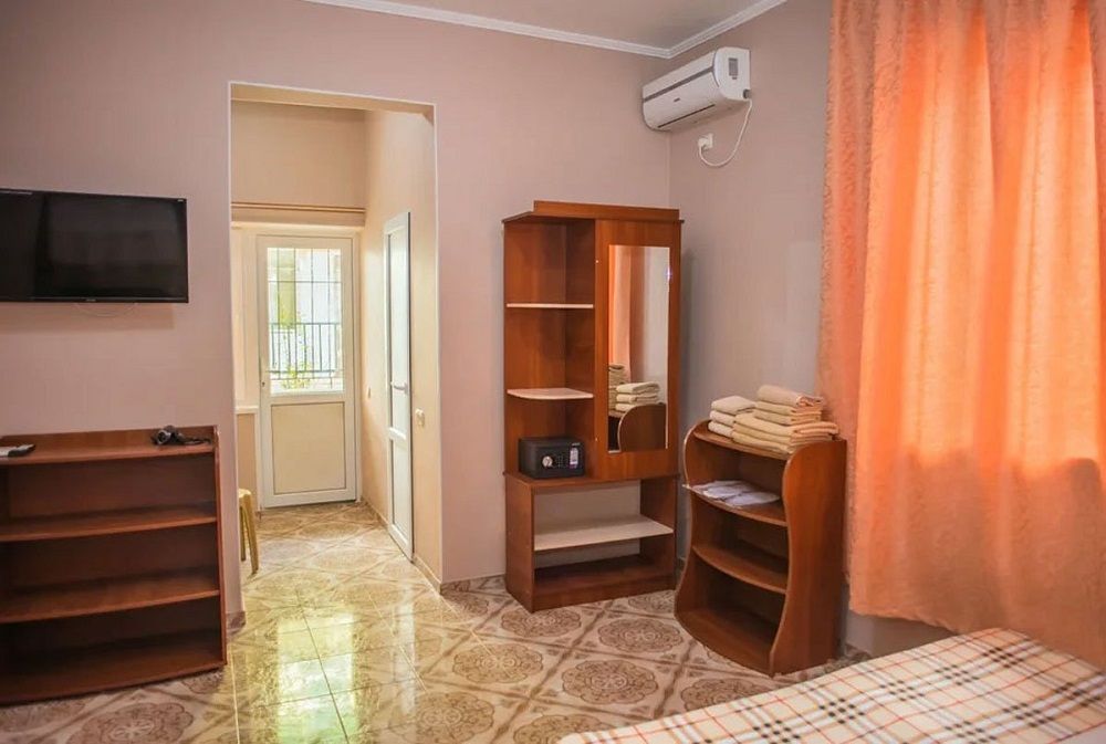 RELAX (РЕЛАКС), клуб-отель (Саки) - 81