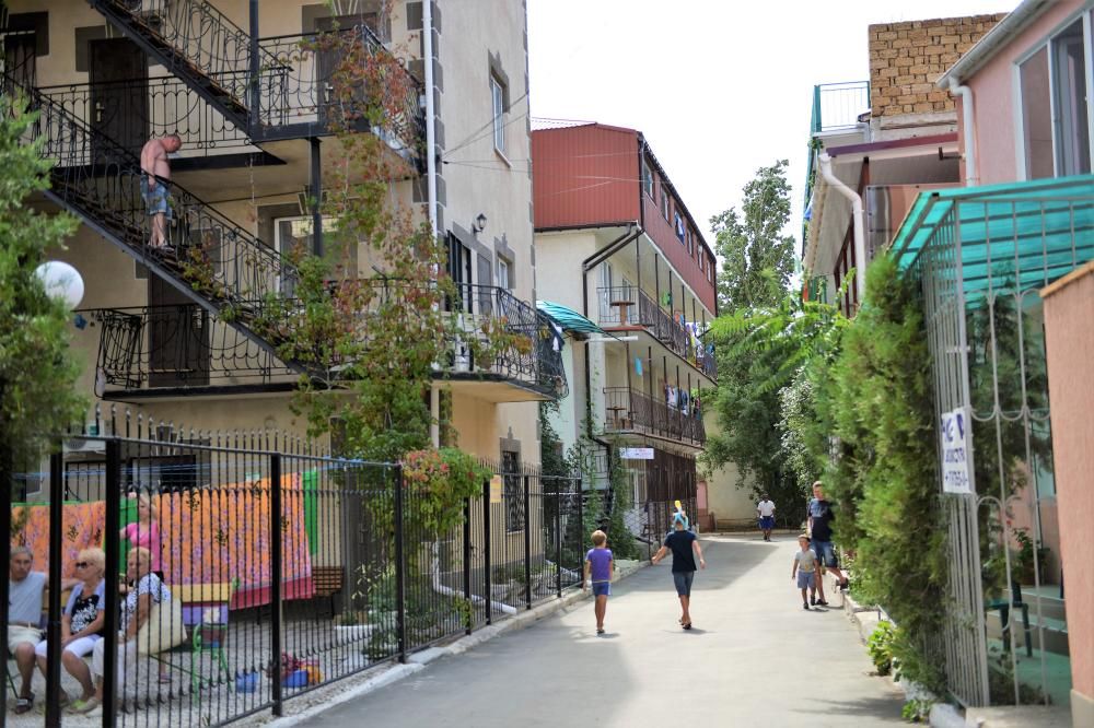 RELAX (РЕЛАКС), клуб-отель (Саки) - 36