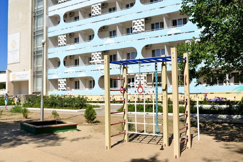 СЕМЕЙНЫЙ КУРОРТ (бывш. FAMILY RESORT), отель - 2