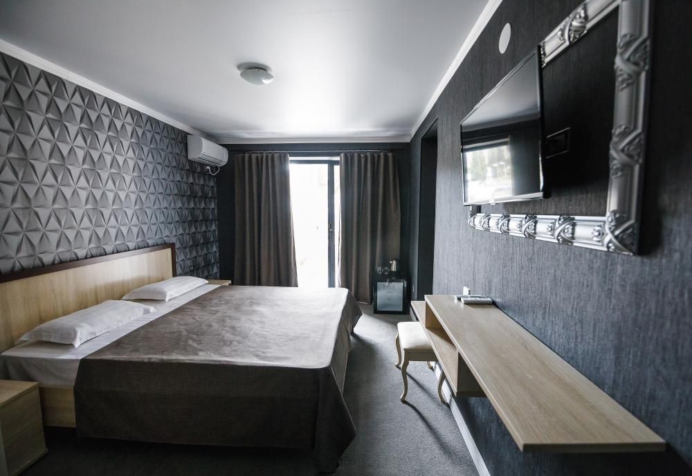 ПАЛЬМА В ПИЦУНДЕ, отель стандарт - 16