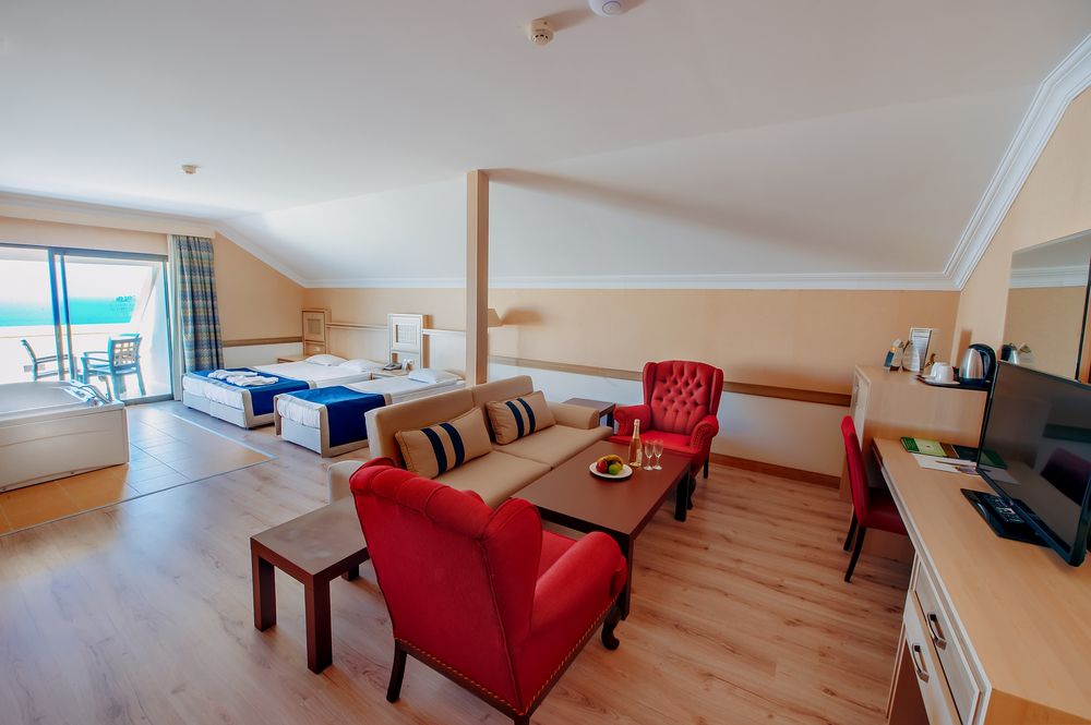 World The Hotel Utopia  - 331