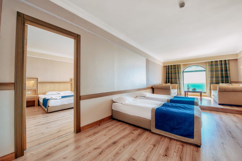 World The Hotel Utopia  - 325