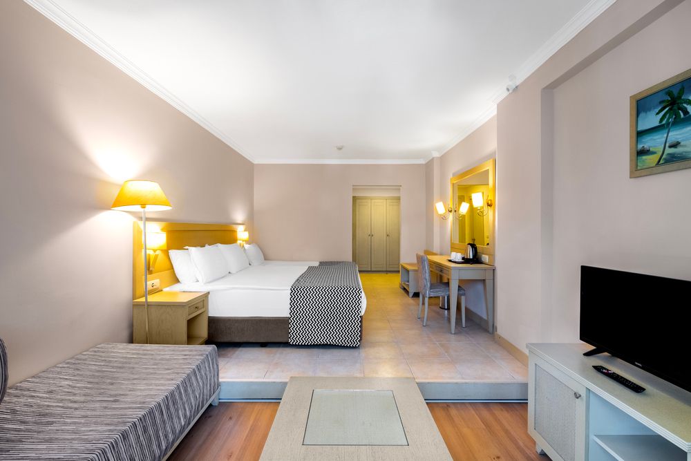 World The Hotel Utopia  - 294