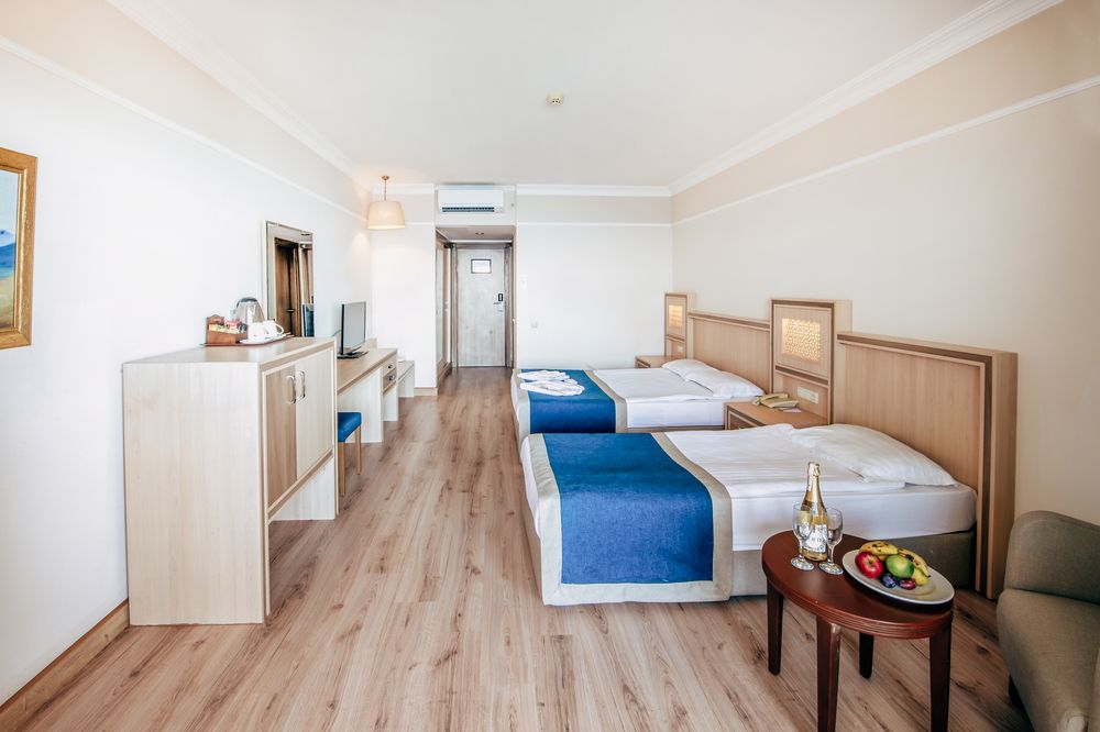 World The Hotel Utopia  - 290