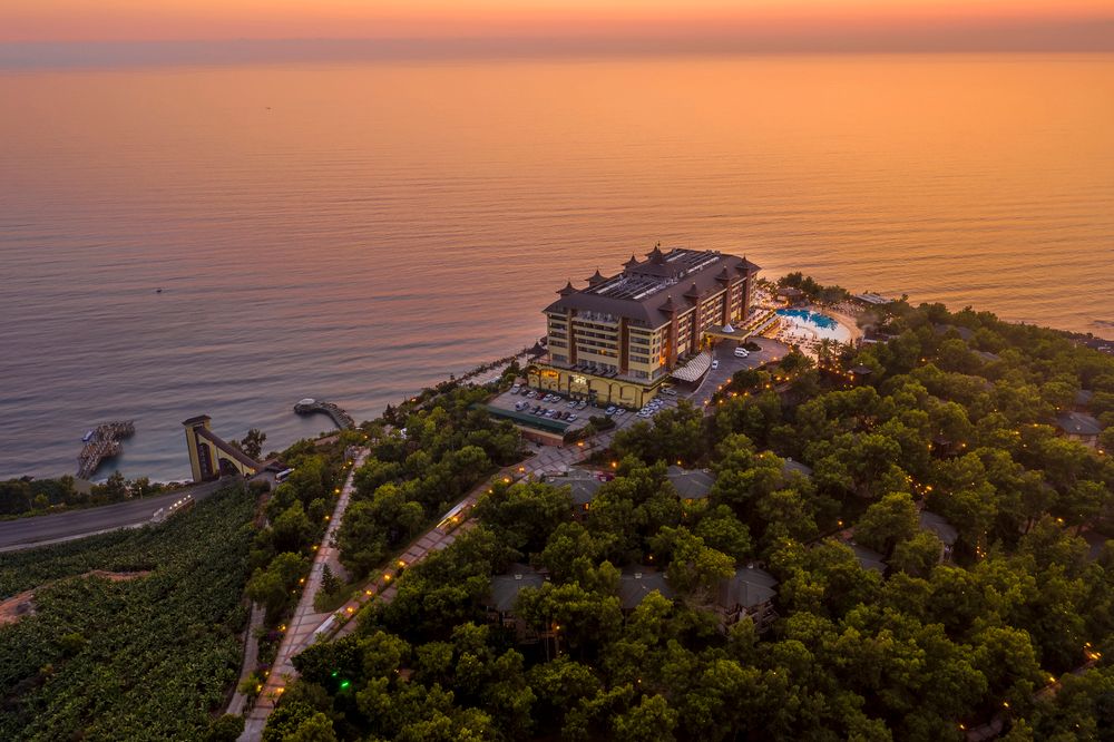 World The Hotel Utopia  - 64