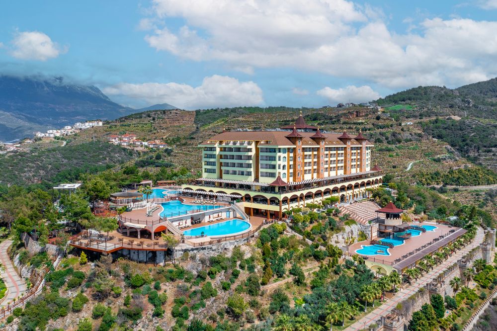 World The Hotel Utopia  - 11