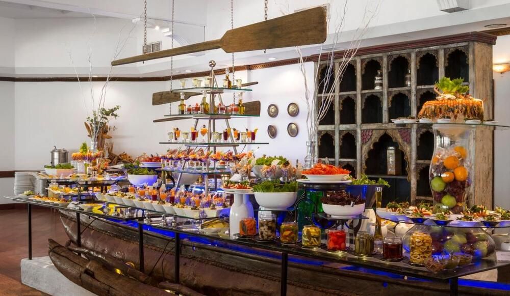 ROYAL PALMS BEACH HOTEL - 7