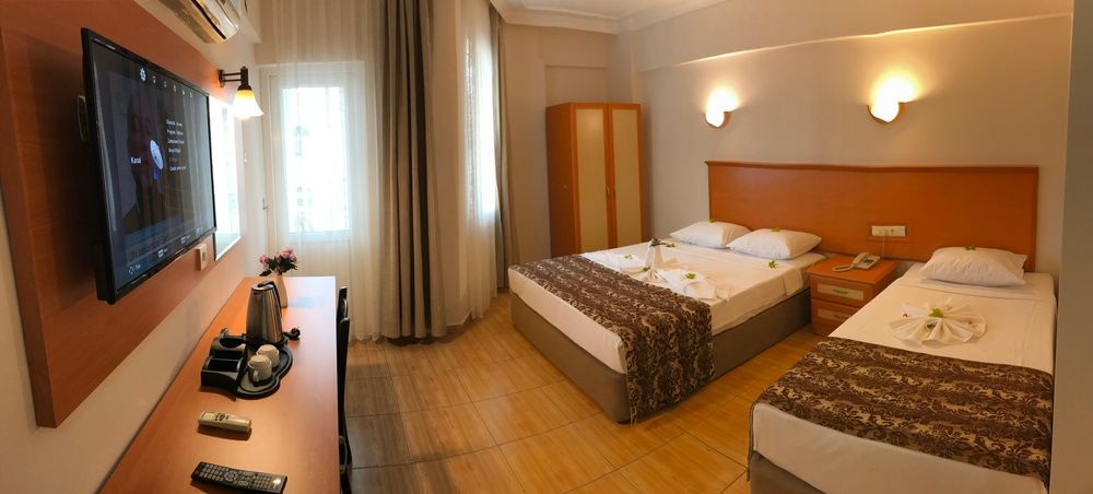 Park Marina Hotel - 35