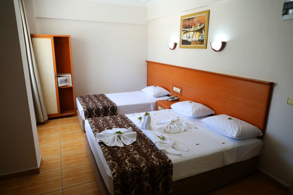 Park Marina Hotel - 39