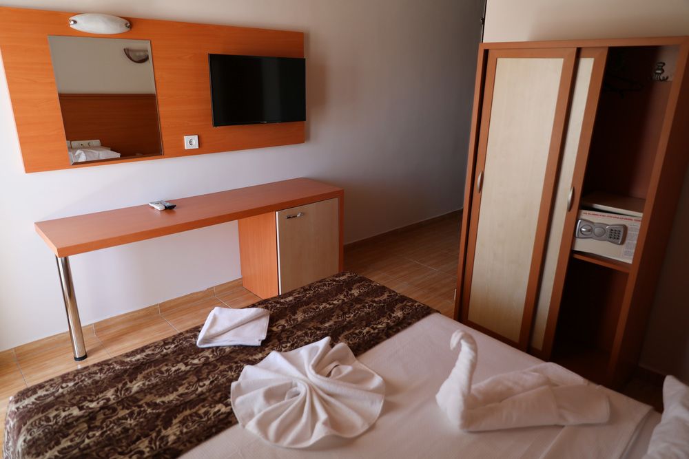 Park Marina Hotel - 46