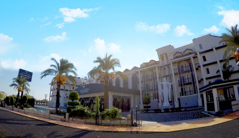 Dream World Palace - 5