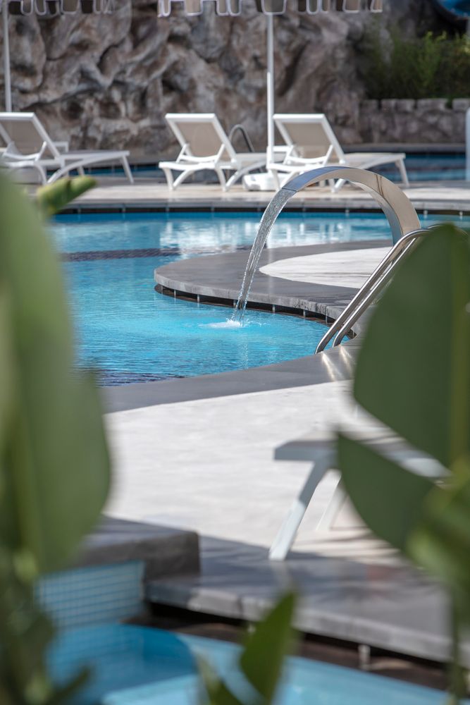 Blue Marlin Deluxe Spa Resort Hotel - 14