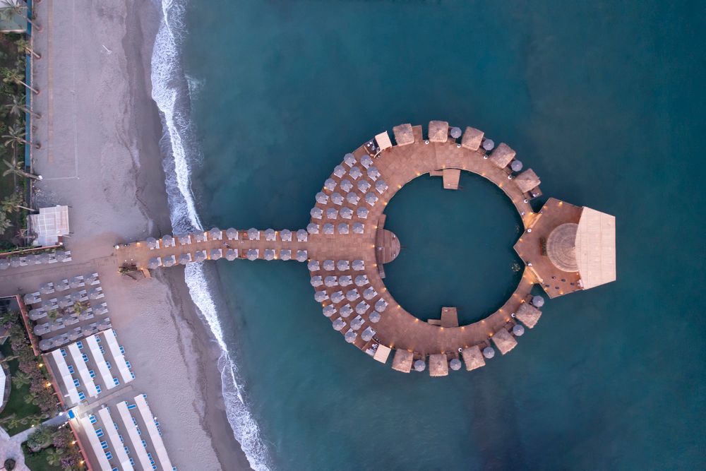 Blue Marlin Deluxe Spa Resort Hotel - 11