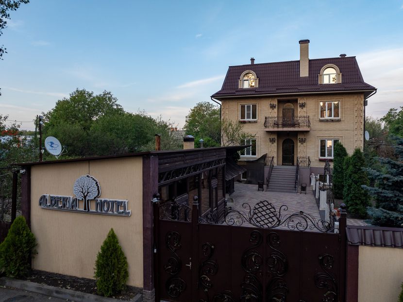 АЛЬБЕРИЯ, гостевой дом - 1