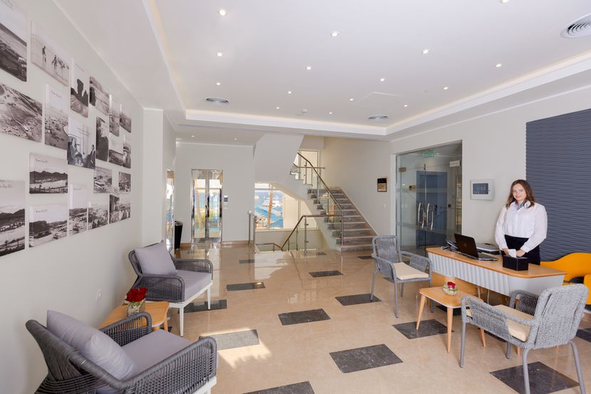 NAAMA BAY SUITES & SPA - 6
