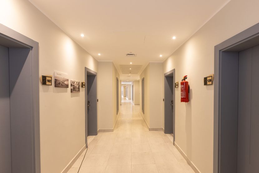 NAAMA BAY SUITES & SPA - 3