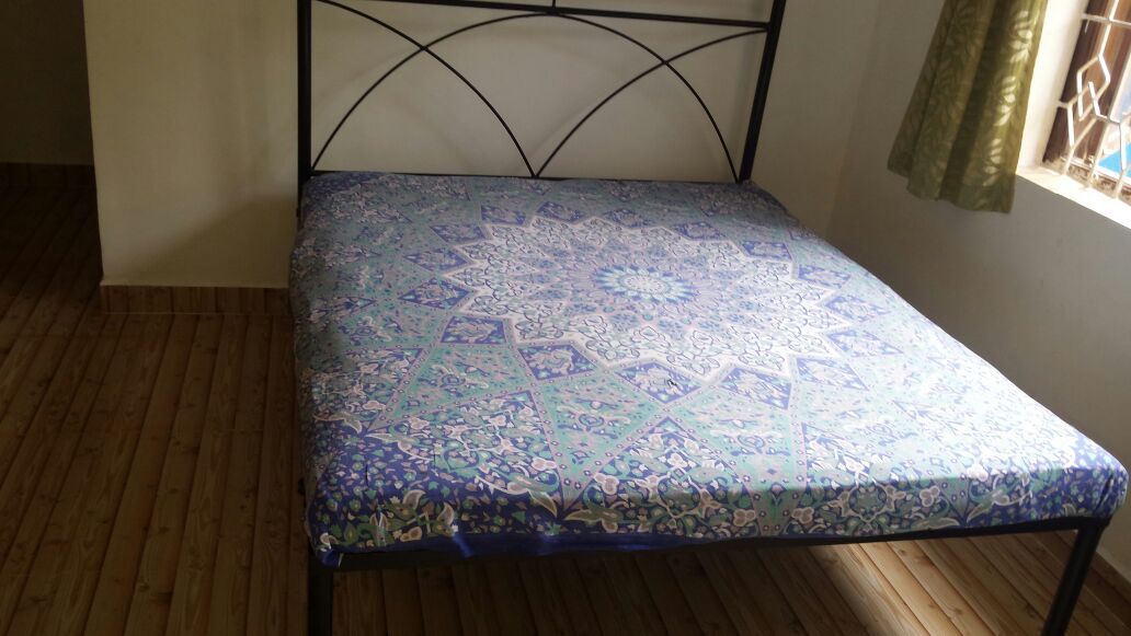 YELLOW HOUSE GUESTHOUSE - 8