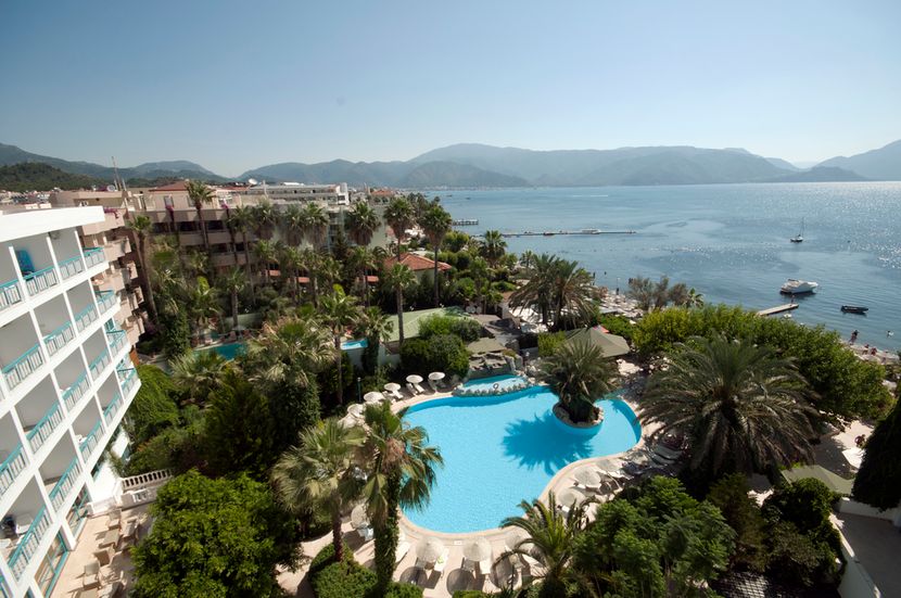 Tropical Hotel (only adults 16+) - 4