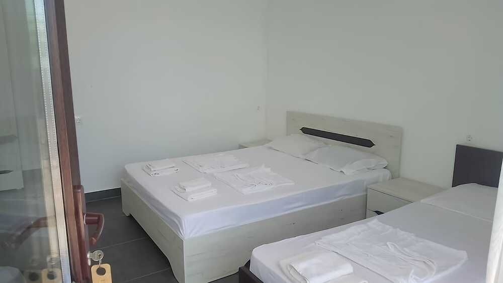 ТРИ ТОПОЛЯ, отель эконом - 58