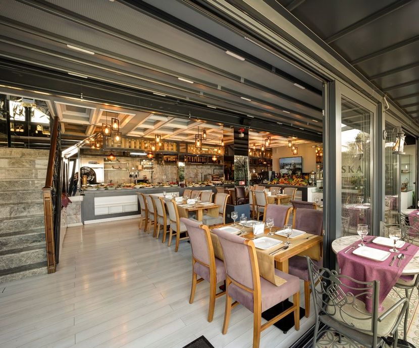 Skalion Hotel - 3
