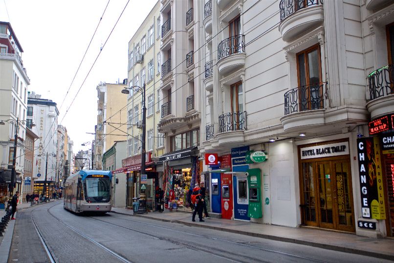 Black Tulip Hotel - 2