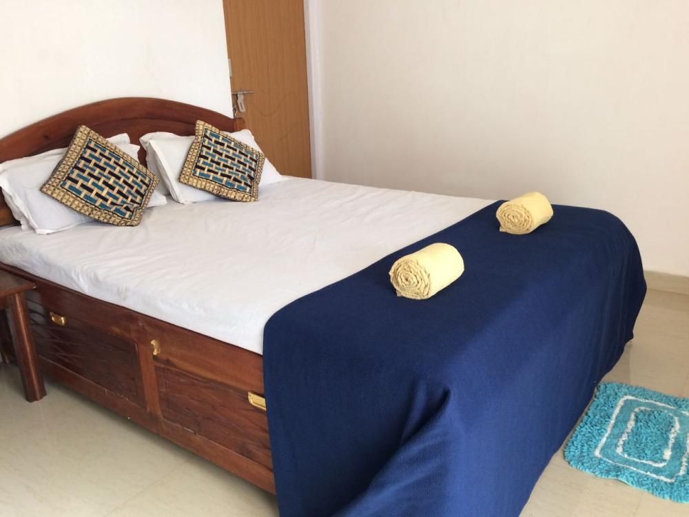 WHITE HOUSE BEACH APARTMENTS - 14