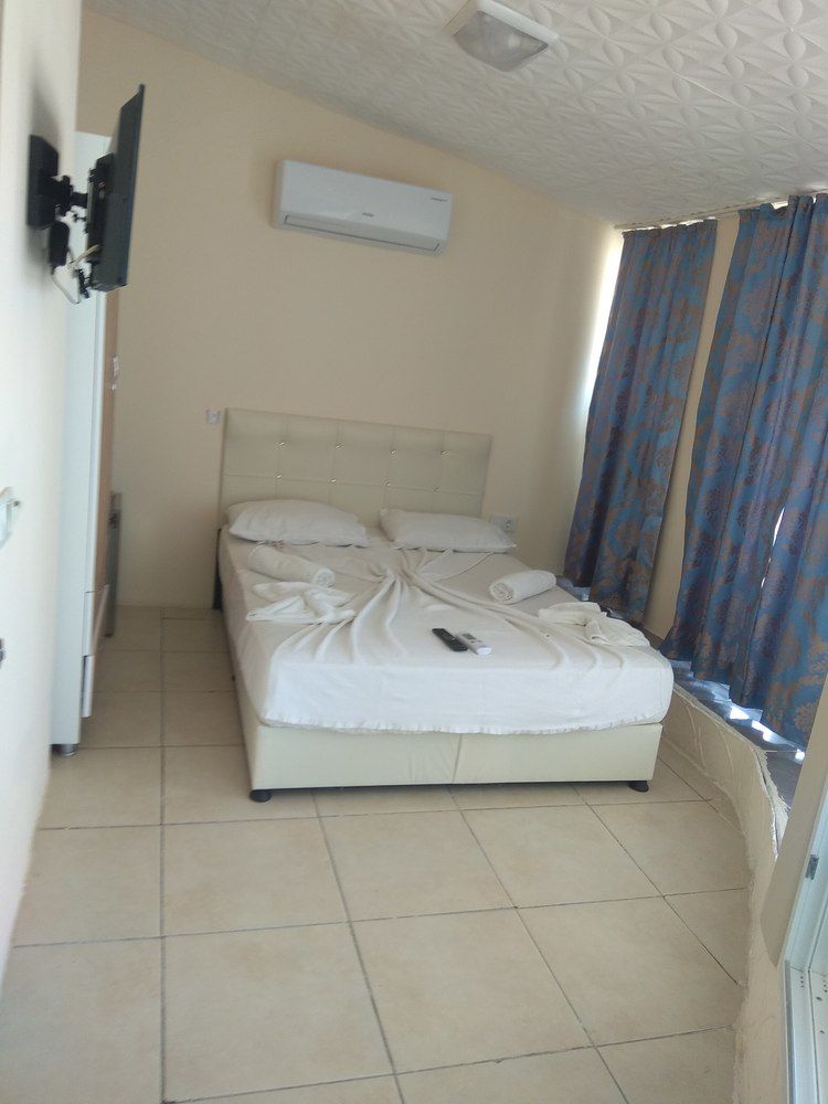 Romeo Beach Hotel - 23