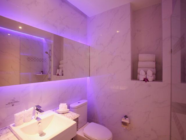 THE VERANDAH - 29
