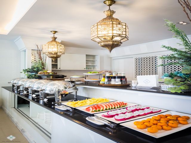 THE VERANDAH - 23
