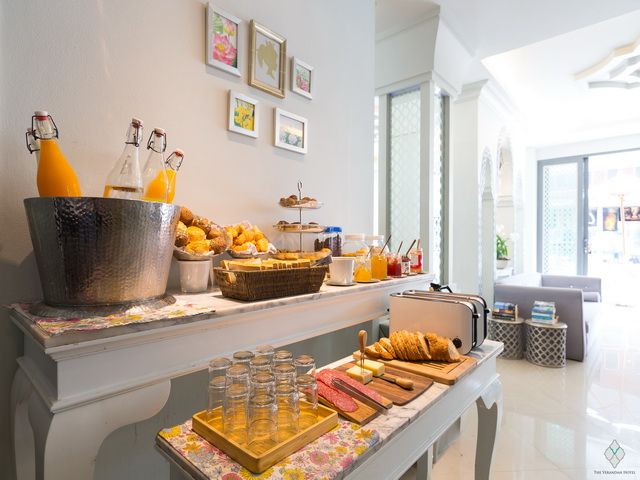 THE VERANDAH - 22