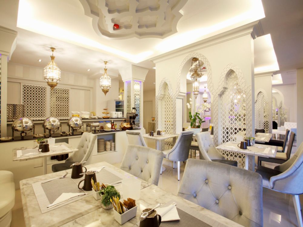 THE VERANDAH - 14