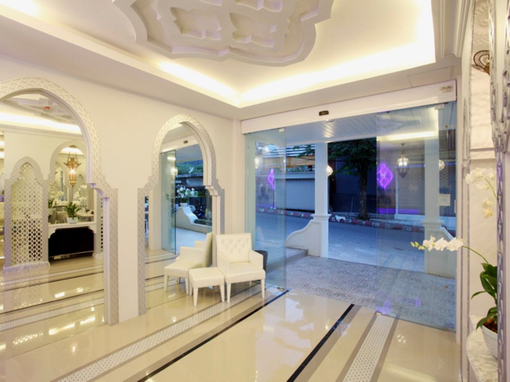 THE VERANDAH - 7