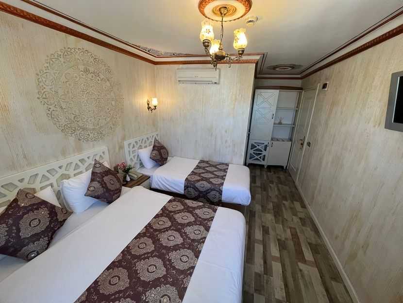 Aldem Hotel - 4