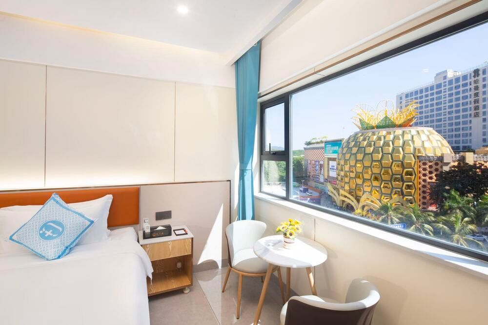 THE SEA VIEW HOTEL - 3