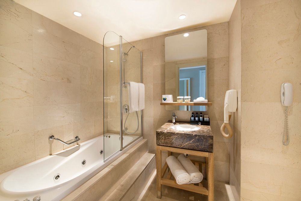 Картинка отеля - 97