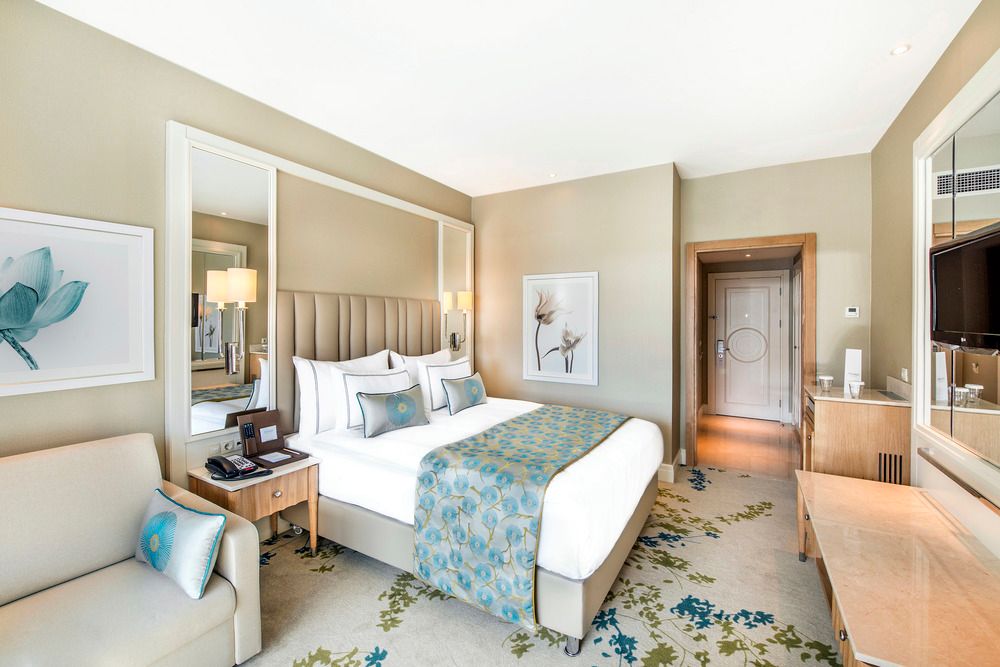 Titanic Deluxe Lara - 93