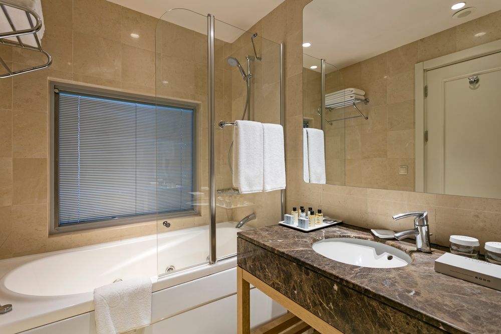 Titanic Deluxe Lara - 120