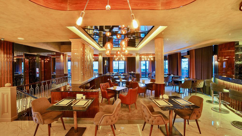 Beethoven Premium Hotel - 10