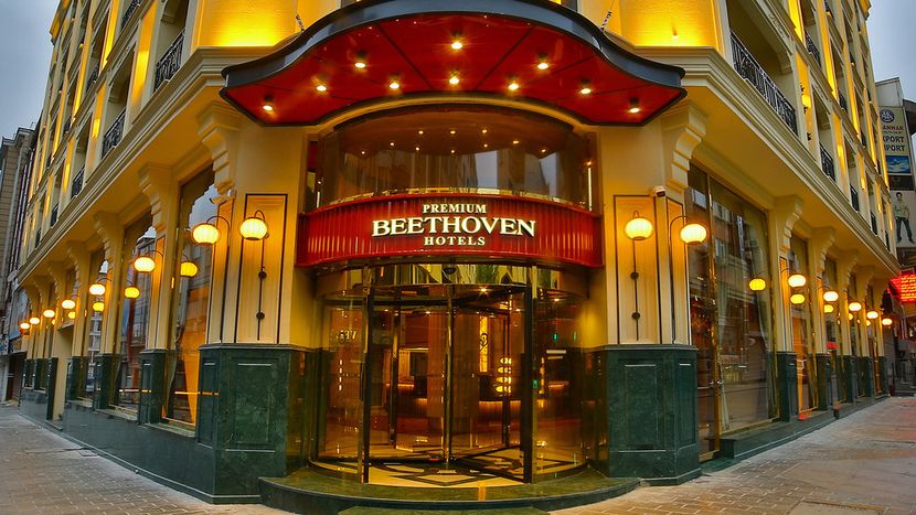 Beethoven Premium Hotel - 2